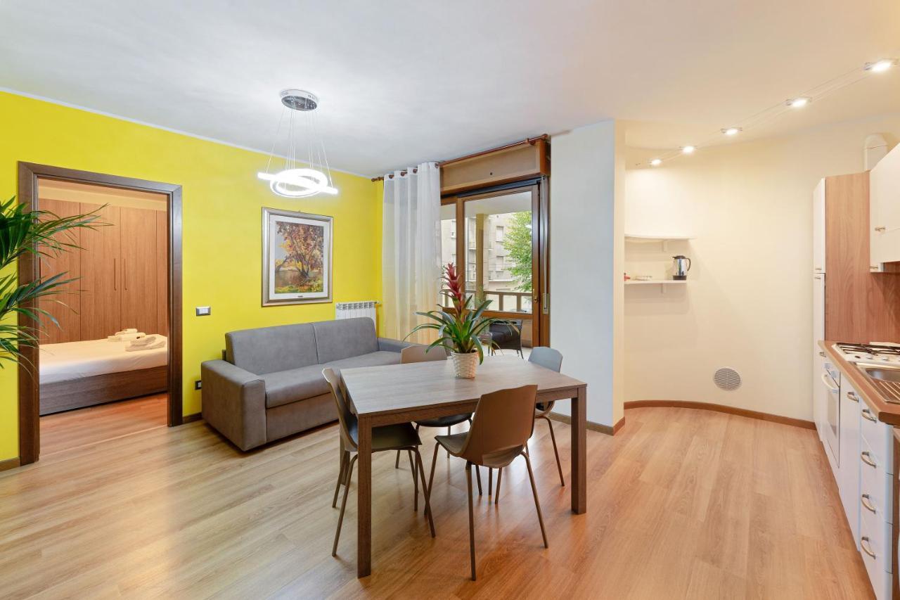 Best Way Rent - Appartamento Con Terrazzo Zona Sempione Milán Exterior foto